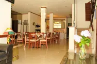 Hotel Marbella - فطور