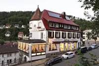 Hotel-Restaurant Konditorei-Café Ketterer am Kurgarten Hotels in Schönwald im Schwarzwald