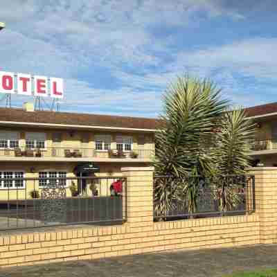 Casino Motor Inn Hotel Exterior