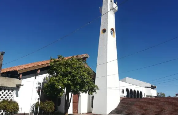 古雅塔威塔酒店