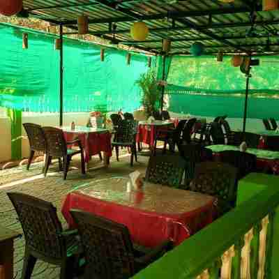 Keegan Guest House Dining/Meeting Rooms