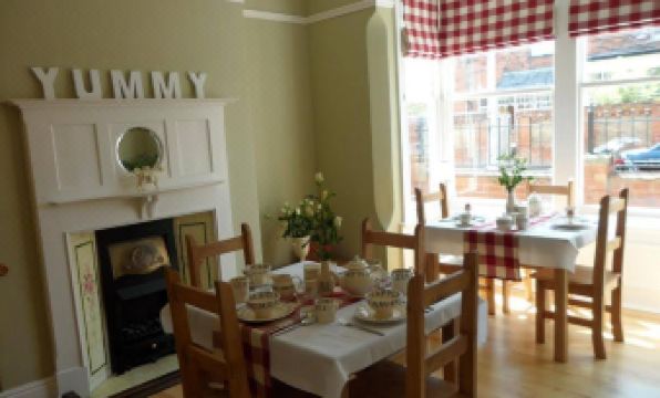 Brown's Rooms - Housity