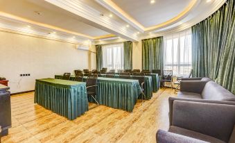 Homeinn Huayi Select Hotel (Qitaihe Vocational College)
