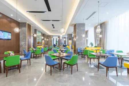 Hampton by Hilton Ji'an Отели рядом с достопримечательностью «Ji'an Child Normal College»