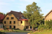 Landgasthof Haueis Hotels in Marktleugast