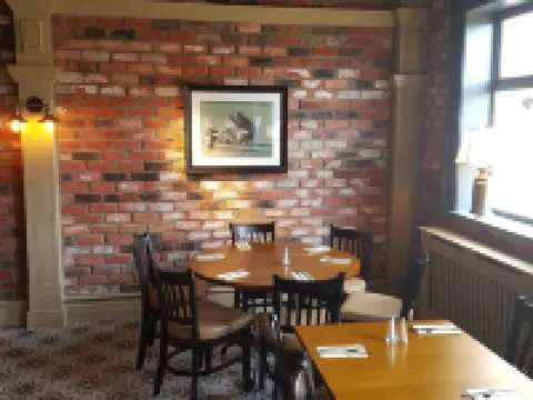 Cohannon Inn Hotels in Dungannon