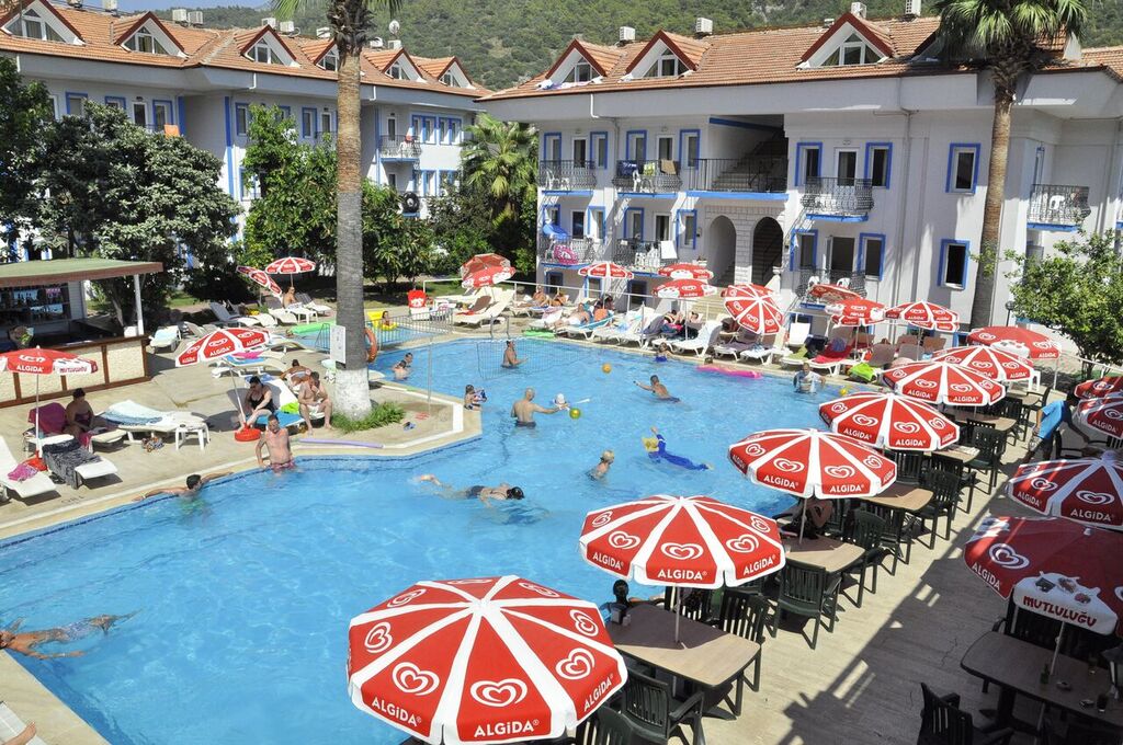 Akdeniz Beach Hotel