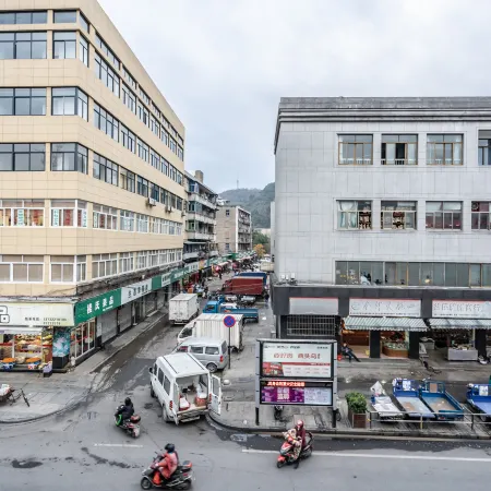 Qingyun Hotel Отели рядом с достопримечательностью «Чжоу Чжоу Чжоу Люк-Путе»