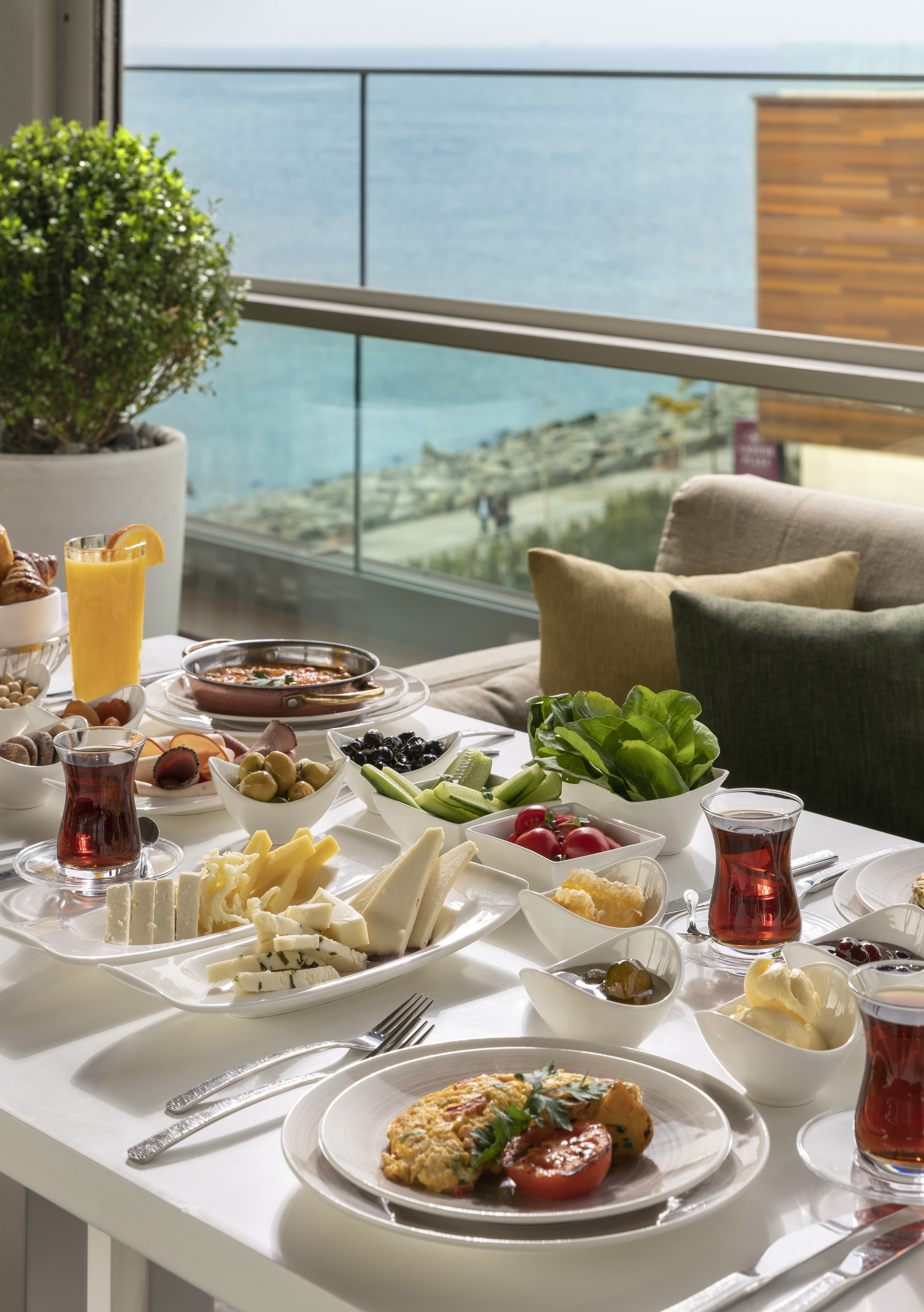 Crowne Plaza Istanbul Florya (Crowne Plaza Florya Istanbul, an Ihg Hotel)