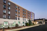 Holiday Inn Express & Suites PROVIDENCE-WOONSOCKET by IHG Hotels in Providence County