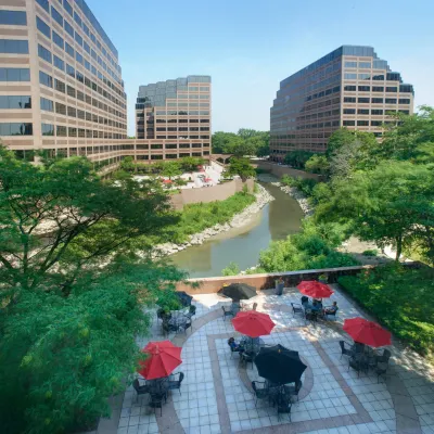 Chicago Marriott Suites O'Hare Hotels near US Foods