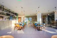 โรงแรม HanTing Premium (เขตพัฒนา Shuangjie เป่ยเซน เทียนจิน) - ที่มีบาร์