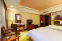 Vienna Hotel (Zhoukou Hanyang Road)