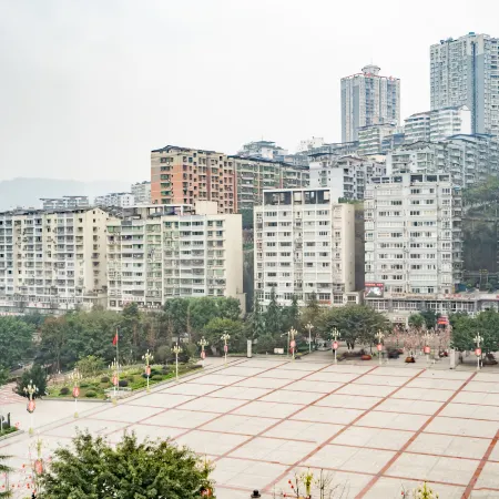 Taoran Zhongzhou Guobin Hotel
