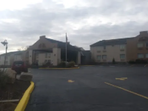 Quality Inn & Suites New Castle Hotels in Lawrence County