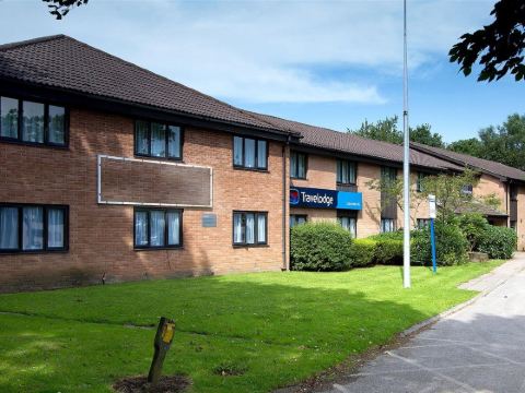Travelodge Lancaster M6