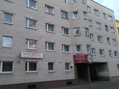 Dorell Отели рядом с достопримечательностью «Passenger Terminal D»