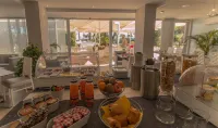Hôtel Josse Hotels in Антіб