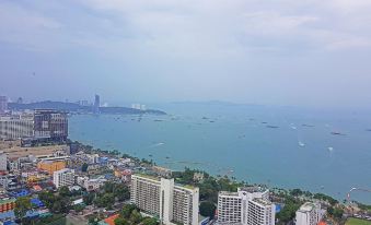 2Br Centric Sea 843 by Pattaya Holiday