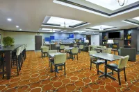 Holiday Inn Express & Suites WASHINGTON - MEADOW LANDS by IHG