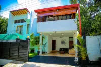 Nelinsa Residence Hotel di Gurudeniya