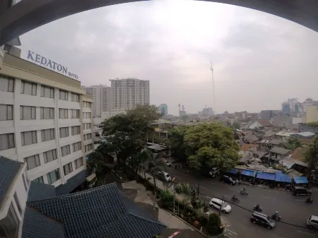 Kedaton Hotel Отели рядом с достопримечательностью «Braga Street»