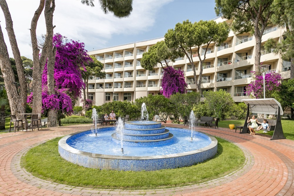 Maritim Pine Beach Resort Belek