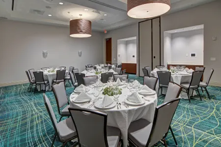 SpringHill Suites Dallas Plano/Frisco Отели рядом с достопримечательностью «TUMI Store - Legacy West»