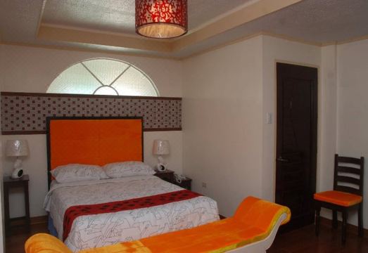 Regal Plaza Resort - Housity