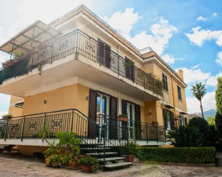 B&B l'Officina di Apollo Hotels in Mondello