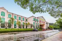Zuiranju Holiday Hotel Hotels near Sanyuan Pagoda