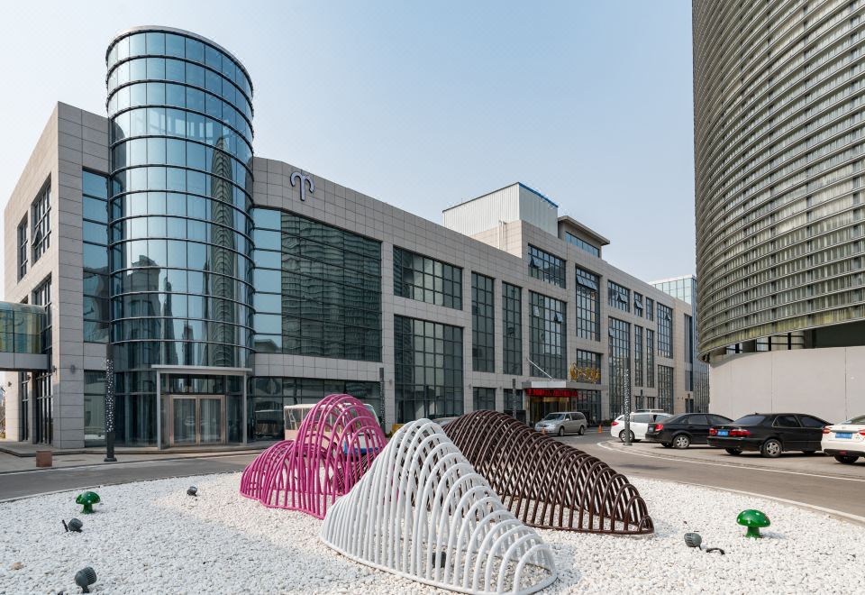 荣成九龙晟·天鹅酒店（荣成樱花湖店）外景图