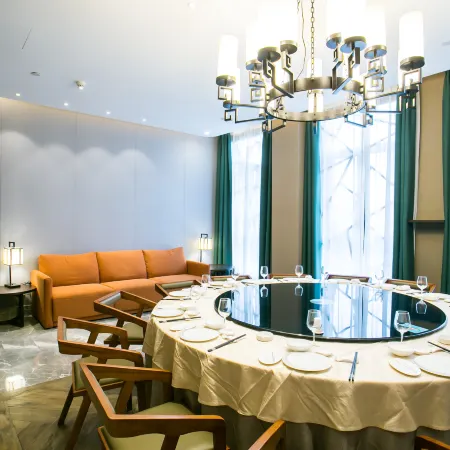 Haining Biyun Hotel