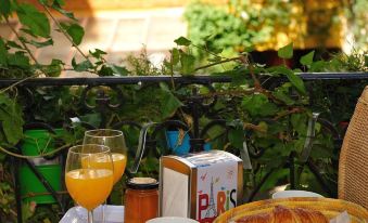 Les Patios du Marais 1