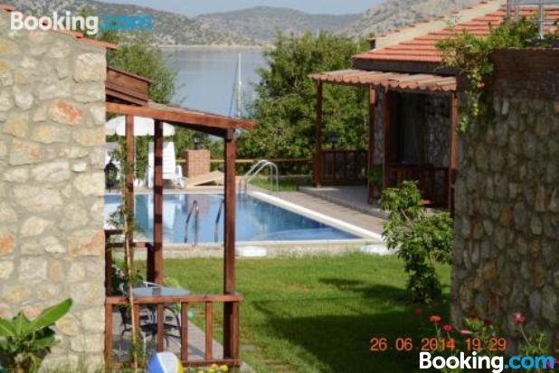 Suna House