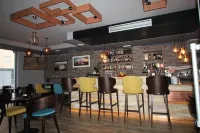 Le Marc Guesthouse - bar