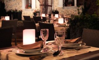 Hotel Logis - Chateau de Beauregard