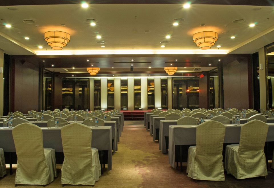 I Hotel Batam