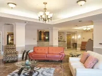 La Quinta Inn & Suites by Wyndham Slidell North Shore - Pet-friendly