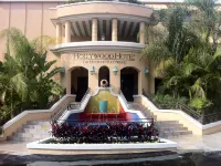 Hollywood Hotel Hotels near Griffith Observatory