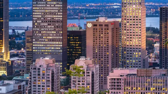 Le Centre Sheraton Montreal Hotel