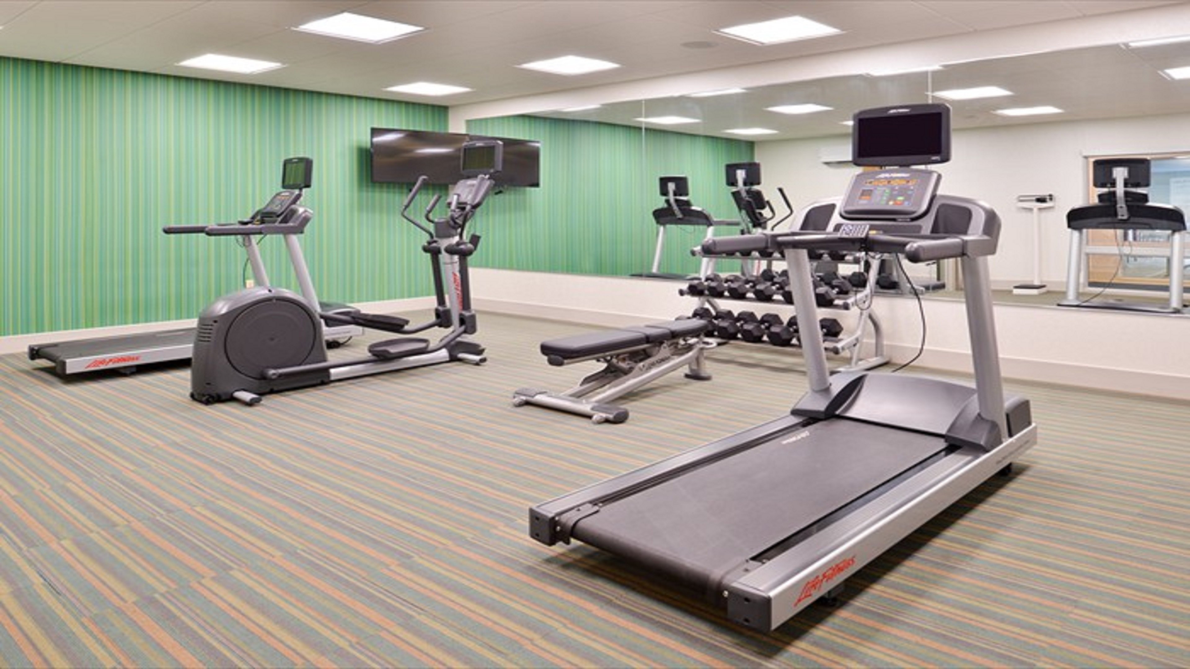 Holiday Inn Express & Suites - Parkersburg East, an Ihg Hotel