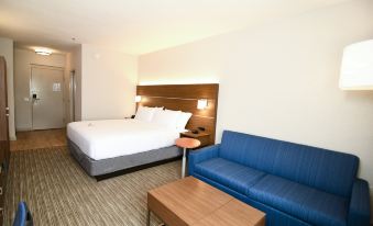 Holiday Inn Express & Suites Port Clinton-Catawba Island