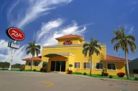 Zar Culiacan Hotels near Higueras Park