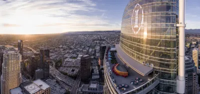 InterContinental - Los Angeles Downtown Hotel dekat California African American Museum