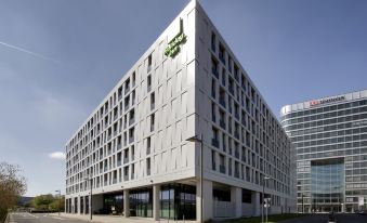 Holiday Inn Frankfurt Airport, an IHG Hotel