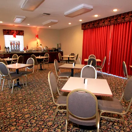 Days Inn by Wyndham Round Rock