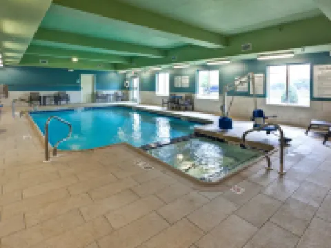 Holiday Inn Express & Suites MANHATTAN by IHG Hoteles en Manhattan