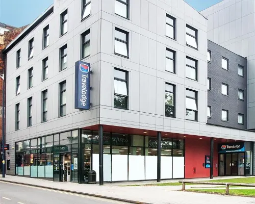 Travelodge Birmingham Central Moor Street โรงแรมใกล้แกรนด์ เซ็นทรัล