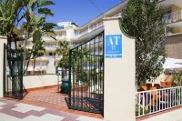 Apartamentos Ecuador Park Hotels near Torremolinos